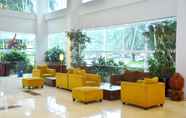 Lobi 3 Grand Cakra Hotel Malang