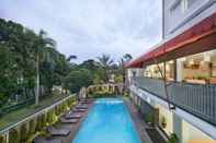 Swimming Pool Grand Cakra Hotel Malang