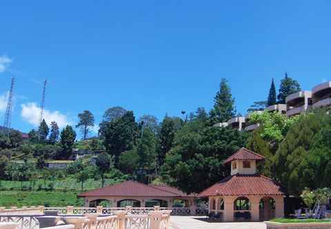 Exterior Puncak Inn Resort Hotel