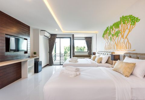 침실 River Front Krabi Hotel