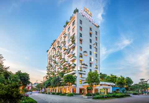 Exterior Ravatel Luxury Hotel Bac Giang