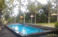 Swimming Pool 3 Semanggi Cottage