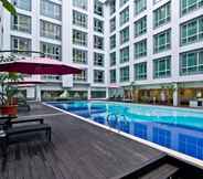 Swimming Pool 2 Pan Borneo Hotel Kota Kinabalu