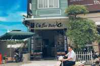Bangunan Babycat Hotel & Café