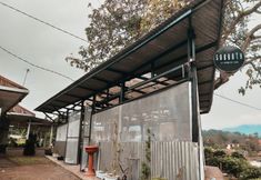 Bar, Cafe and Lounge 6 Abang Villa