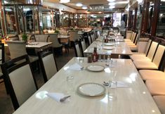 レストラン 6 Iraqi Residence