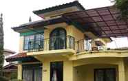 CleanAccommodation 4 Santibi's Villa Kota Bunga Seruni J