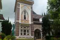 Lobby Santibi's Villa Kota Bunga Swiss