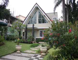 Bangunan 2 Santibi's Villa Kota Bunga Orlando