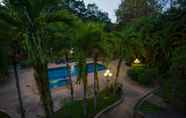 Kolam Renang 2 Rimchan Resort Hotel