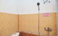 Toilet Kamar 7 Sky Inn Syariah Medan Sunggal