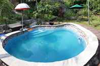 Swimming Pool Villa Kebun Akung