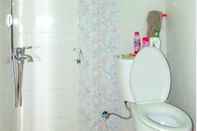 In-room Bathroom Khansa 1 Homestay