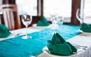 Restaurant 6 Emerald Cruise