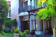 Exterior Villa Meninting Regency Lombok