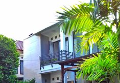 Exterior 3 Villa Meninting Regency Lombok