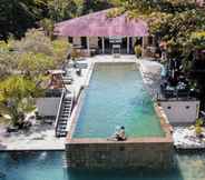 สระว่ายน้ำ 3 NDC Resort & Spa Manado