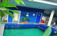 Swimming Pool 4 Oase Hostel Private Room