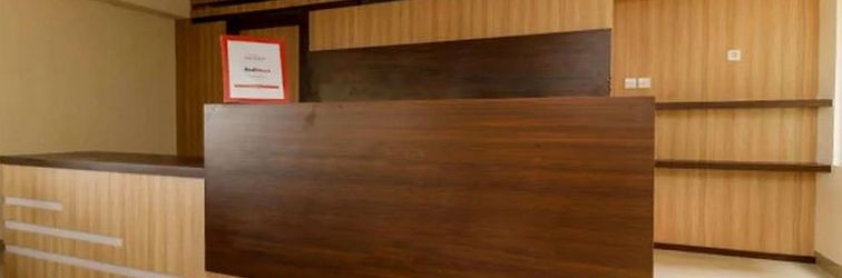 Lobby RedDoorz Plus near Palembang Square Mall