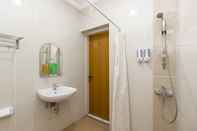 Toilet Kamar Rumah Resik Guesthouse		