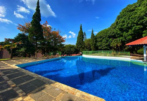 スイミングプール Grand Whiz Hotel Bromo