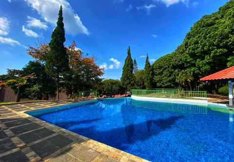 Swimming Pool Grand Whiz Hotel Bromo