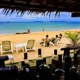 Lanta Mermaid Beachfront Resort 1, 코 란타 야이 호텔