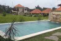 Swimming Pool Puji Bungalow Ubud