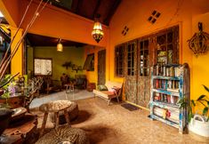 Lobby 5 Nextdoor Rooms