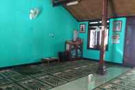 Accommodation Services Adikarta Guesthouse Amalia Syariah