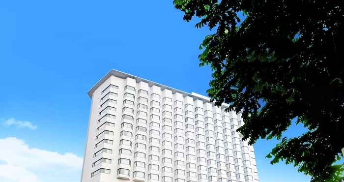 Bên ngoài Hôtel du Parc Hanoï