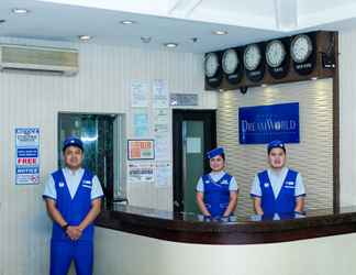 Lobi 2 Hotel Dream World Araneta Cubao