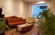 Lobby 2 Ahira Guest House Syariah