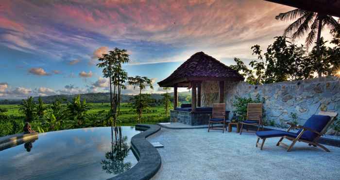 Swimming Pool Villa Blue Steps