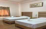 Kamar Tidur 3 Meaco Royal Hotel - Lipa