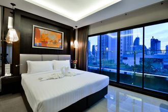 침실 4 The Prestige Nana