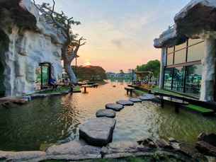 I View Park Resort, Rp 580.225