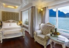 Bedroom 6 Signature Halong Cruise