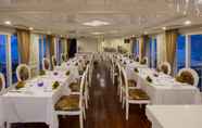 Restaurant 7 Signature Royal Cruise