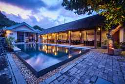 Cocotinos Lembeh Boutique Dive Lodge, USD 104.47