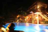 ล็อบบี้ La Ferme du Colvert Spa Ecolodge