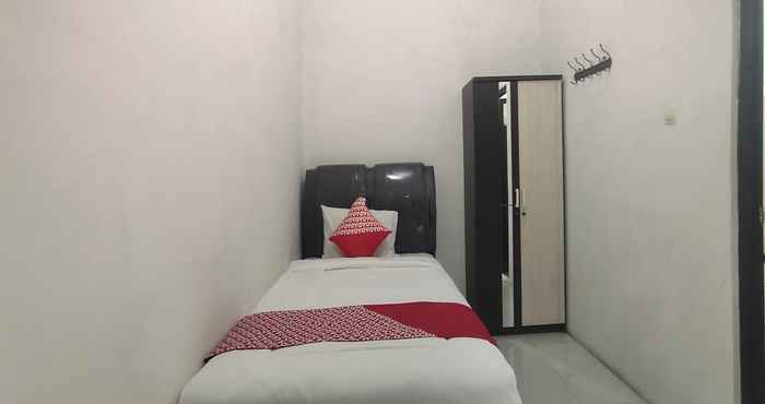 Kamar Tidur OYO 90157 Griya Andon Syariah