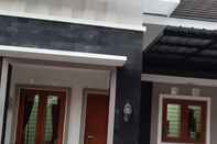 Exterior 2 Bedroom Homestay at Larasati 2