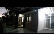 Exterior 6 2 Bedroom Homestay at Larasati 2