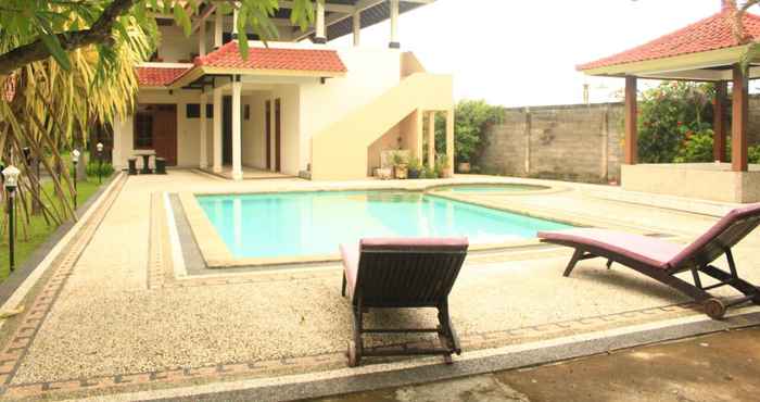 Exterior Villa Kayu Manis Lovina