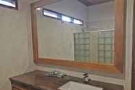 Toilet Kamar Lanosa Guest House