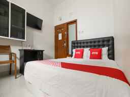 Super OYO 3838 Tamansari Guest House, SGD 16