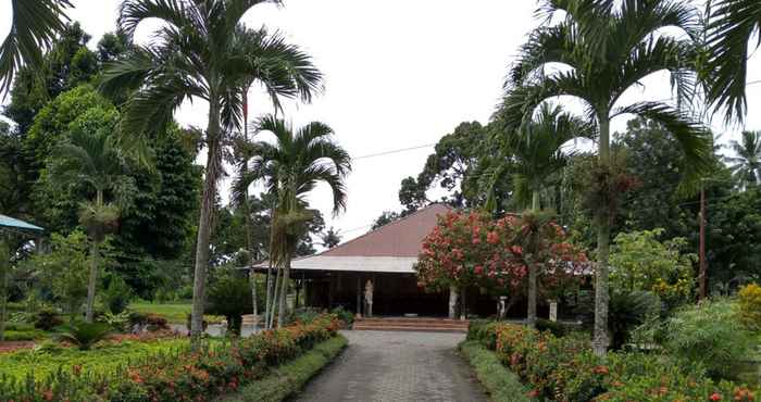 Bangunan Hotel Kusu Kusu