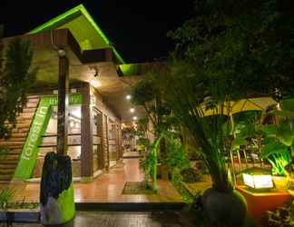 Luar Bangunan 2 Lawaka Hotel