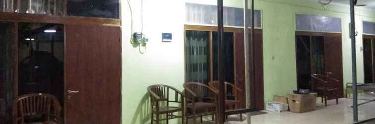 Lobi Homy Inn Near Simpang Lima Semarang